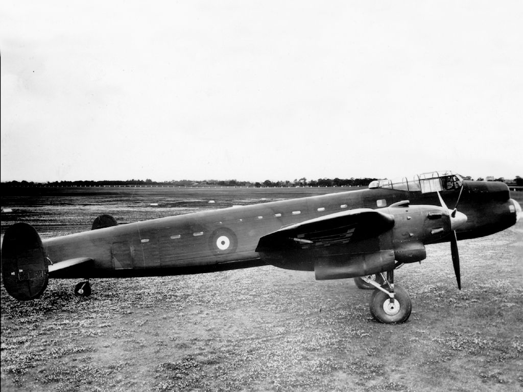 Avro Manchester Wallpapers