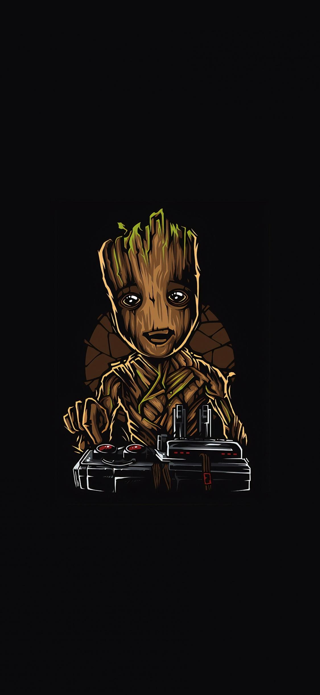 Baby Groot Minimalist Wallpapers