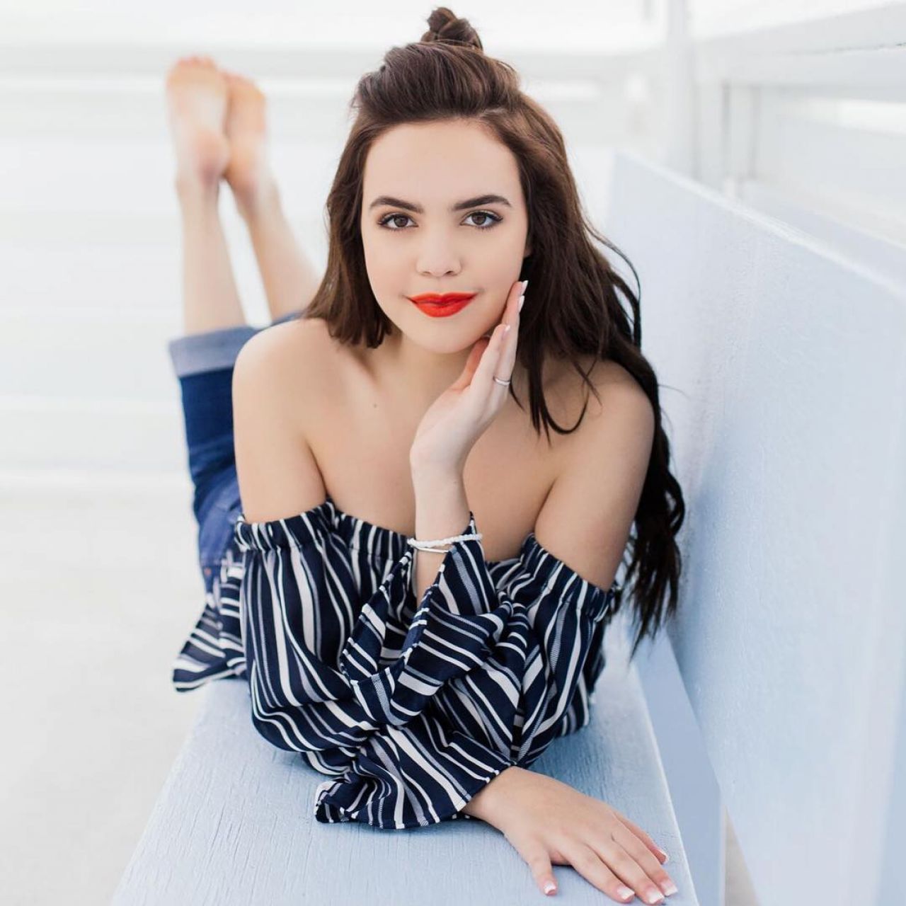 Bailee Madison 2019 Wallpapers