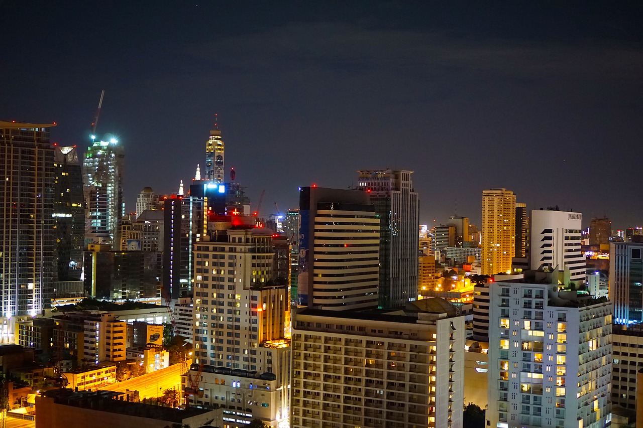 Bangkok Skyscraper In Night Wallpapers