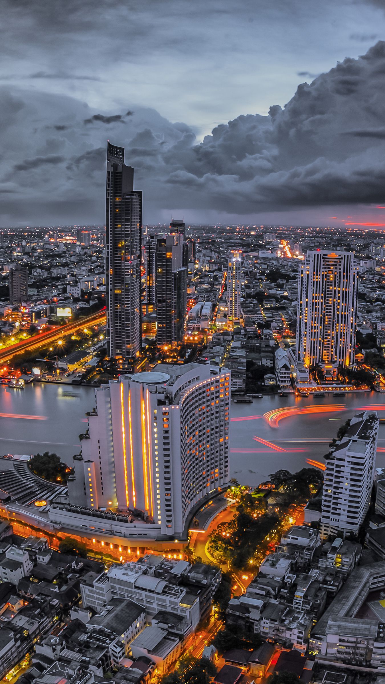 Bangkok Skyscraper In Night Wallpapers