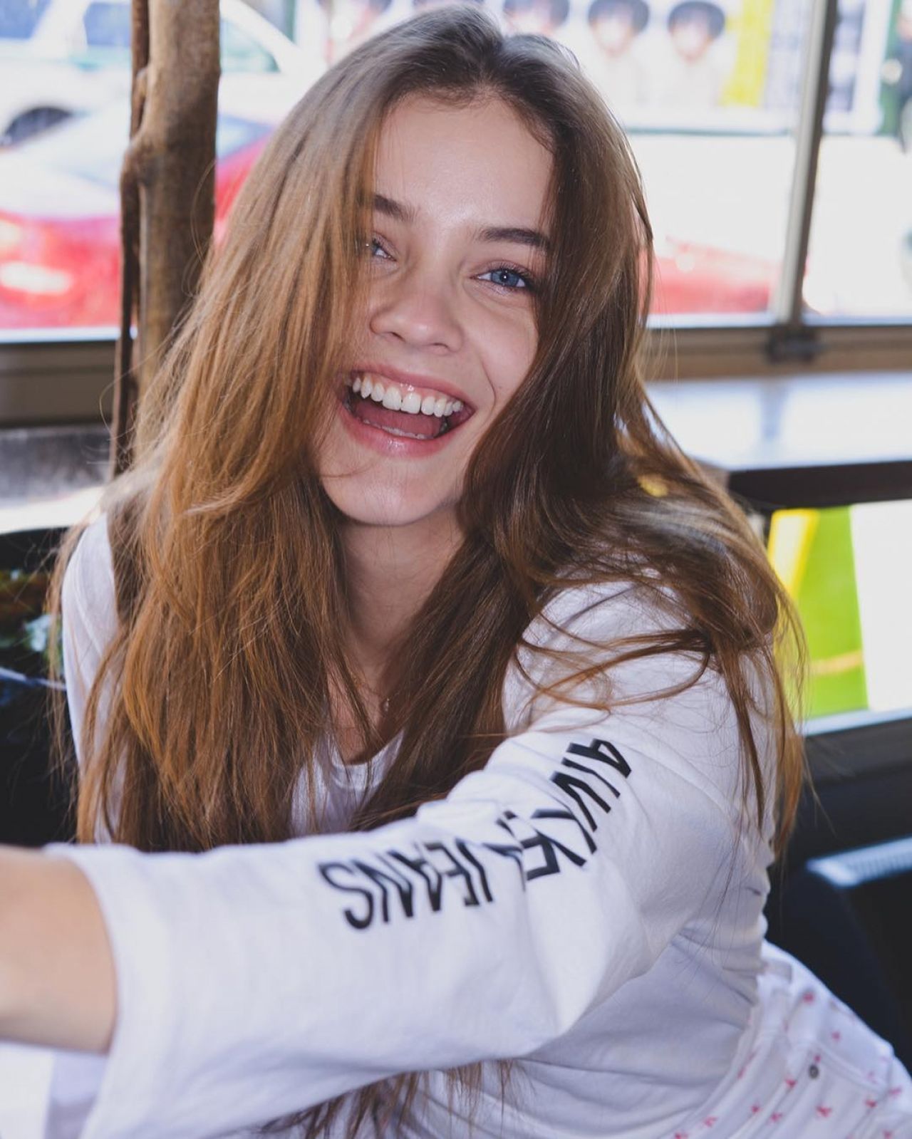 Barbara Palvin Cute Smile Wallpapers