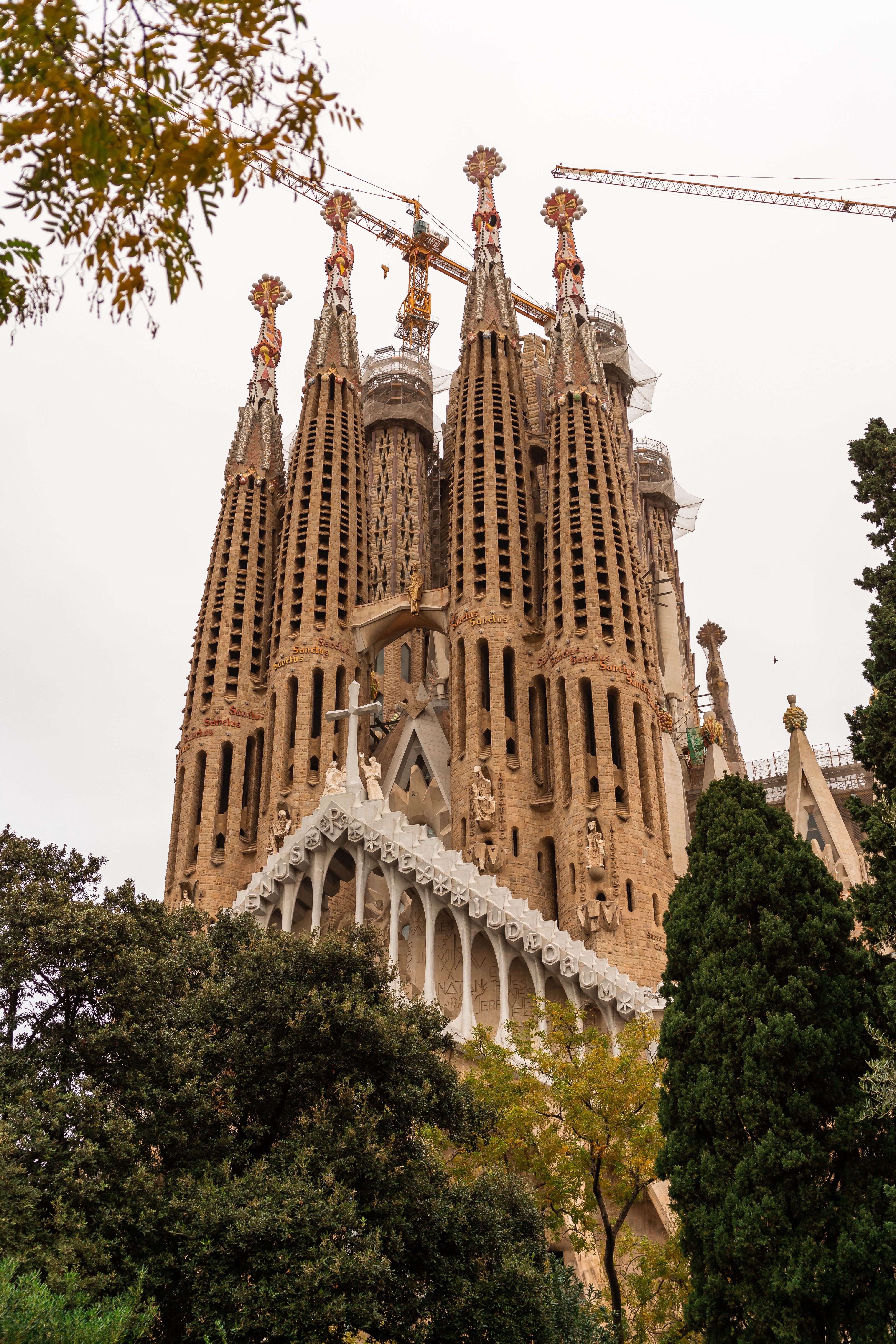 Barcelona Cathedral Wallpapers