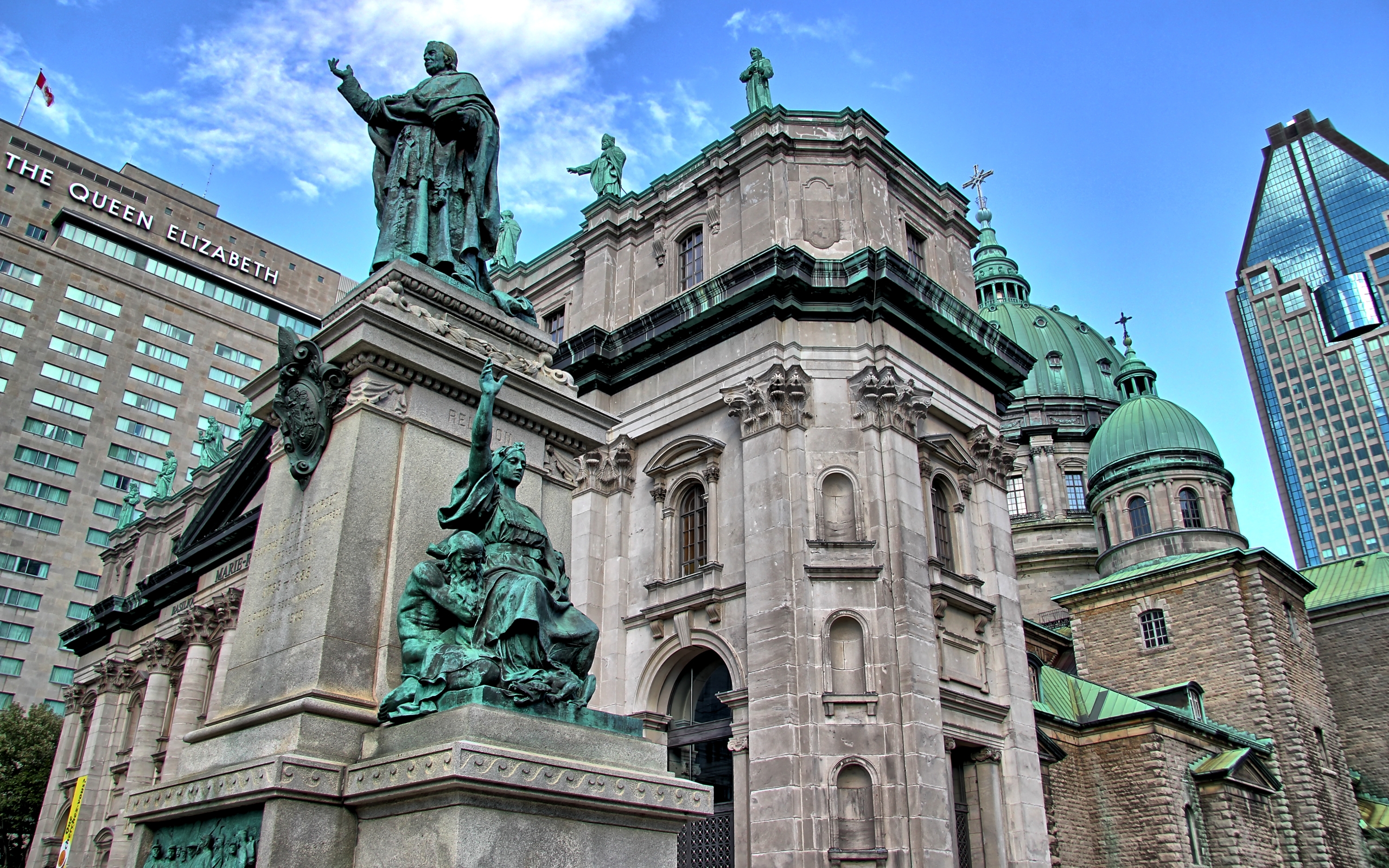 Basilique-Cathedrale Marie-Reine Du Monde In Montreal Wallpapers