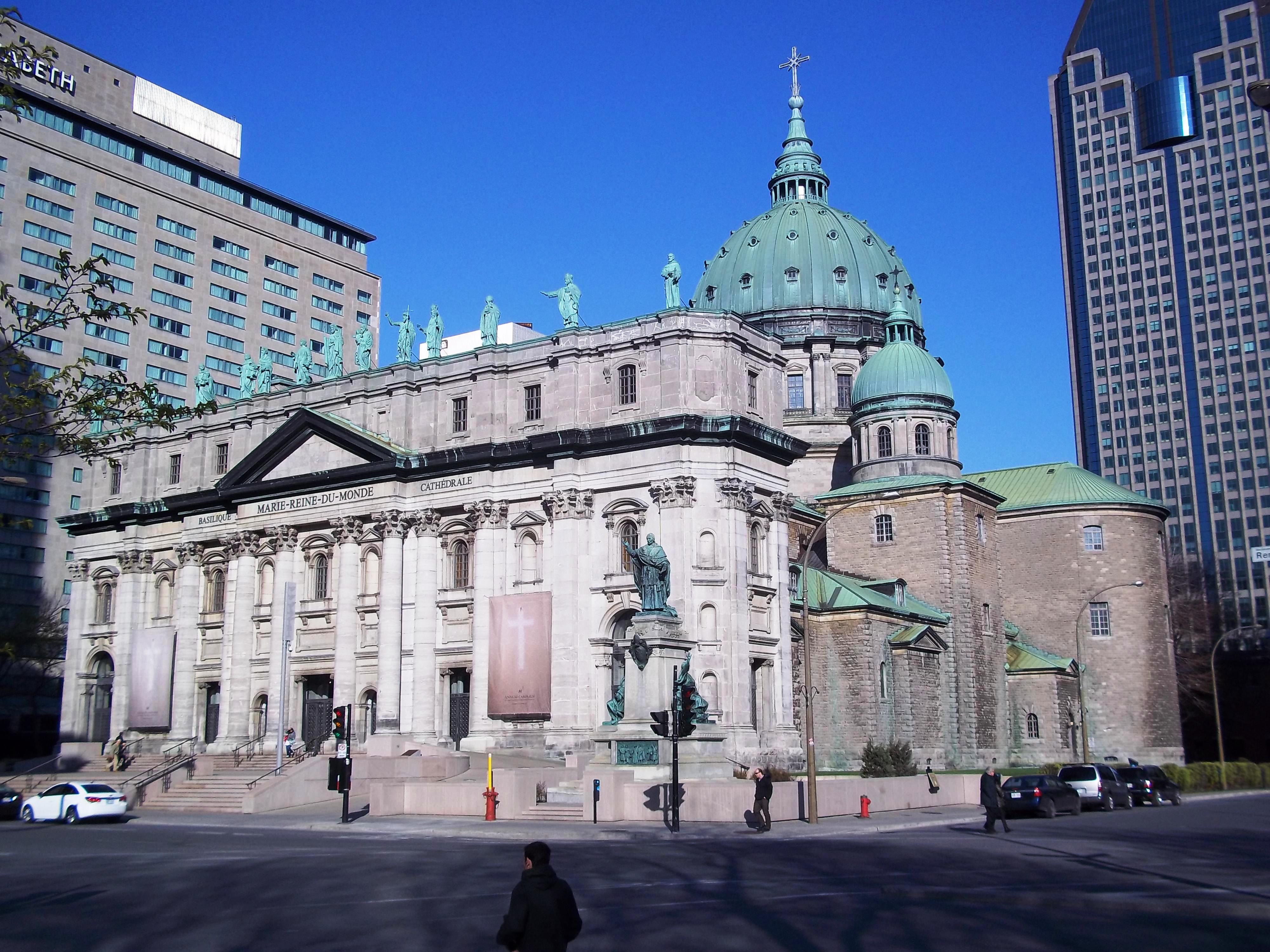 Basilique-Cathedrale Marie-Reine Du Monde In Montreal Wallpapers