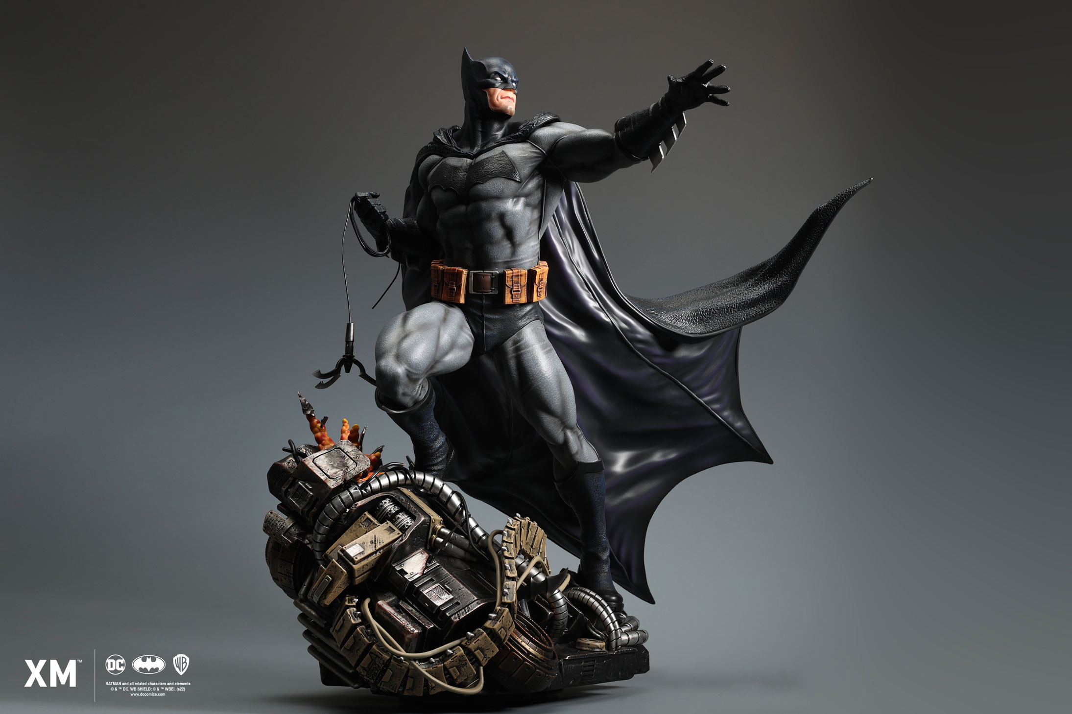 Batman Statue Wallpapers