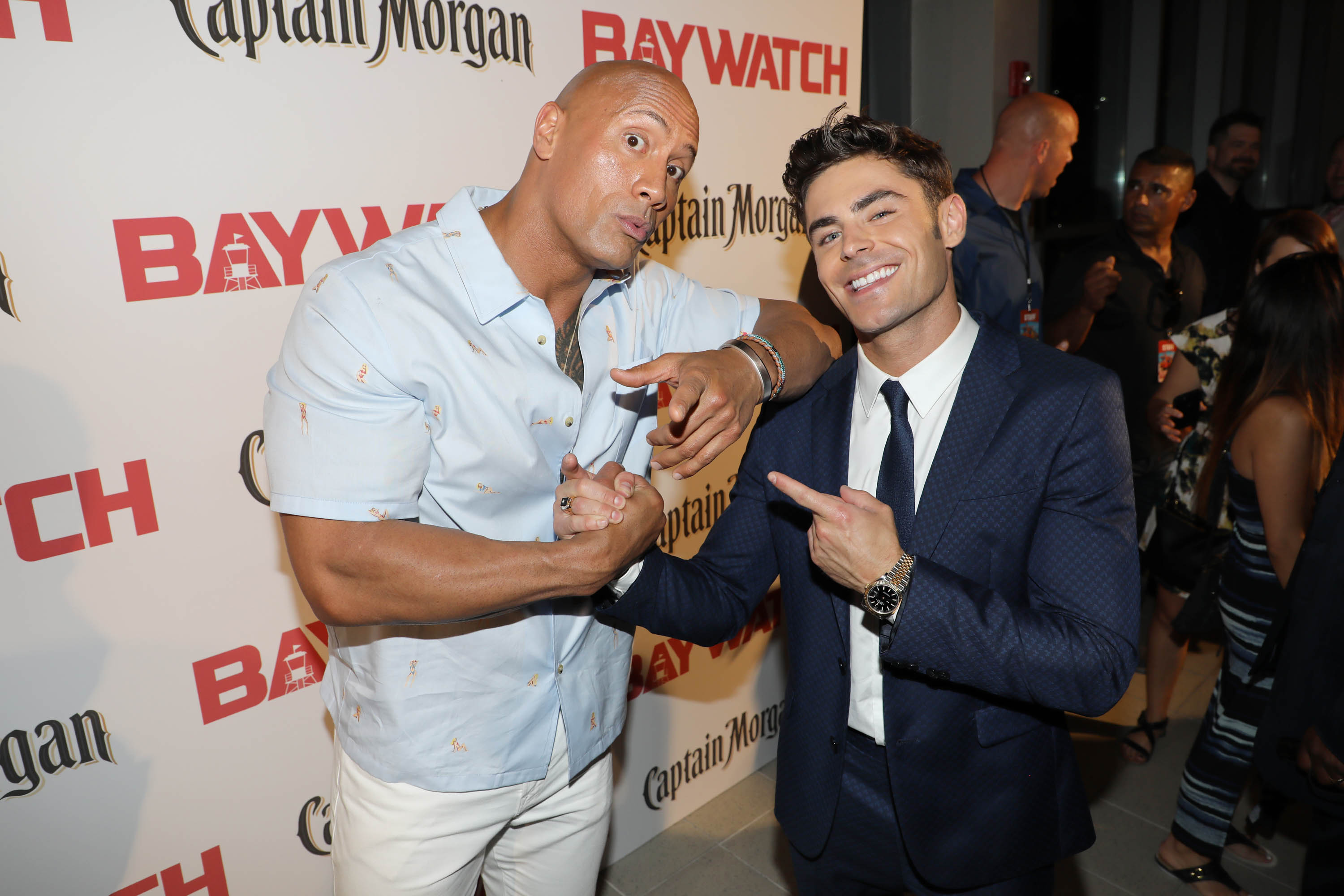 Baywatch Zac Efron Dwayne Johnson And Kelly Rohrbach Wallpapers