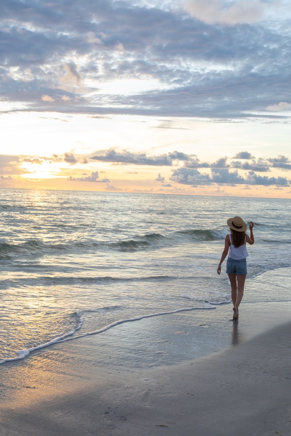 Beach Girl Wallpapers