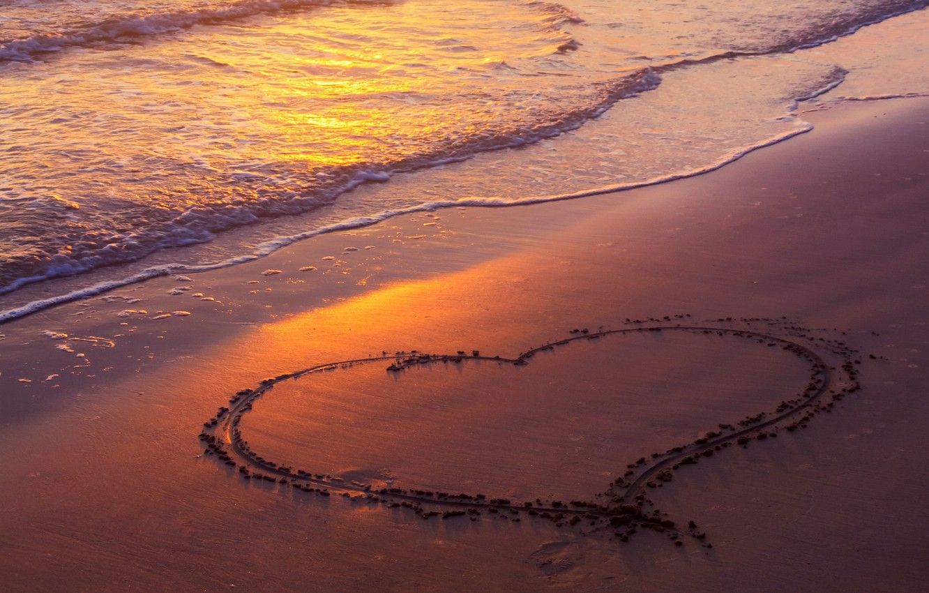 Beach Heart Wallpapers