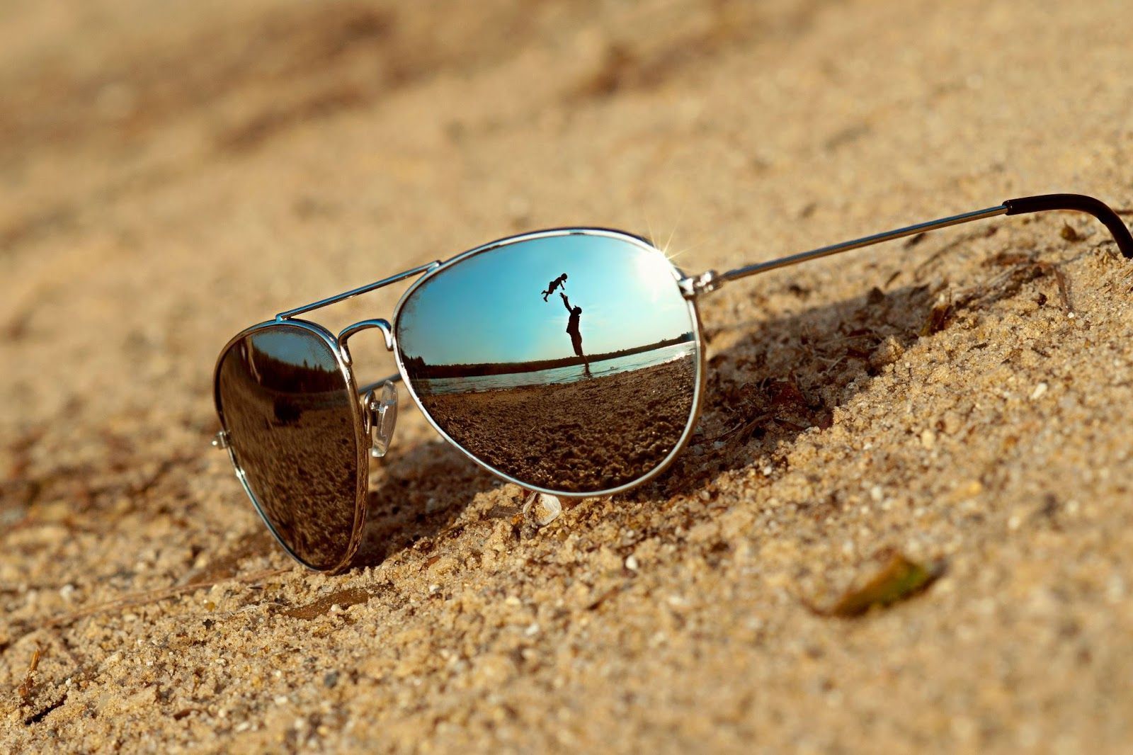 Beach Sunglasses Wallpapers