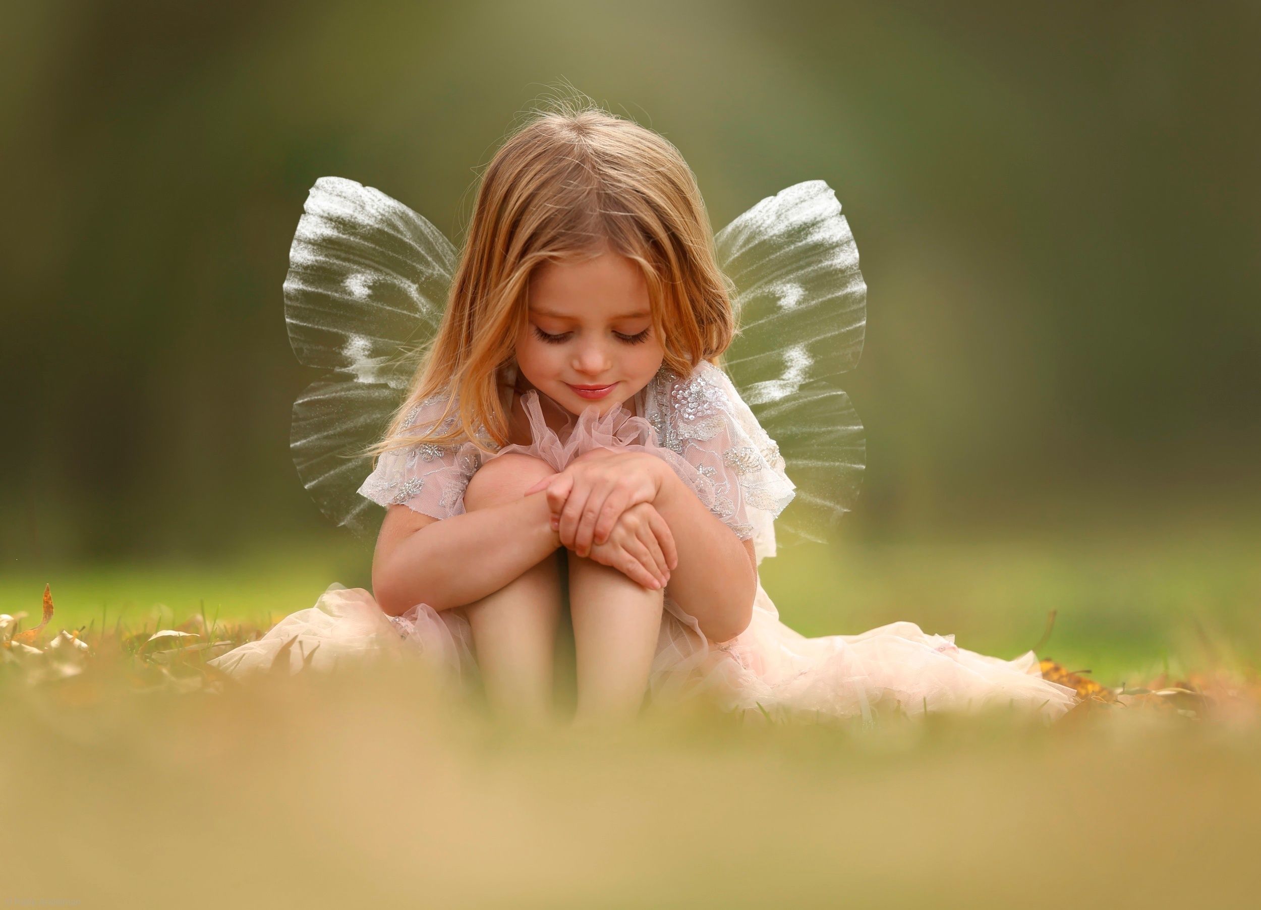 Beautiful Angel Girl Wallpapers