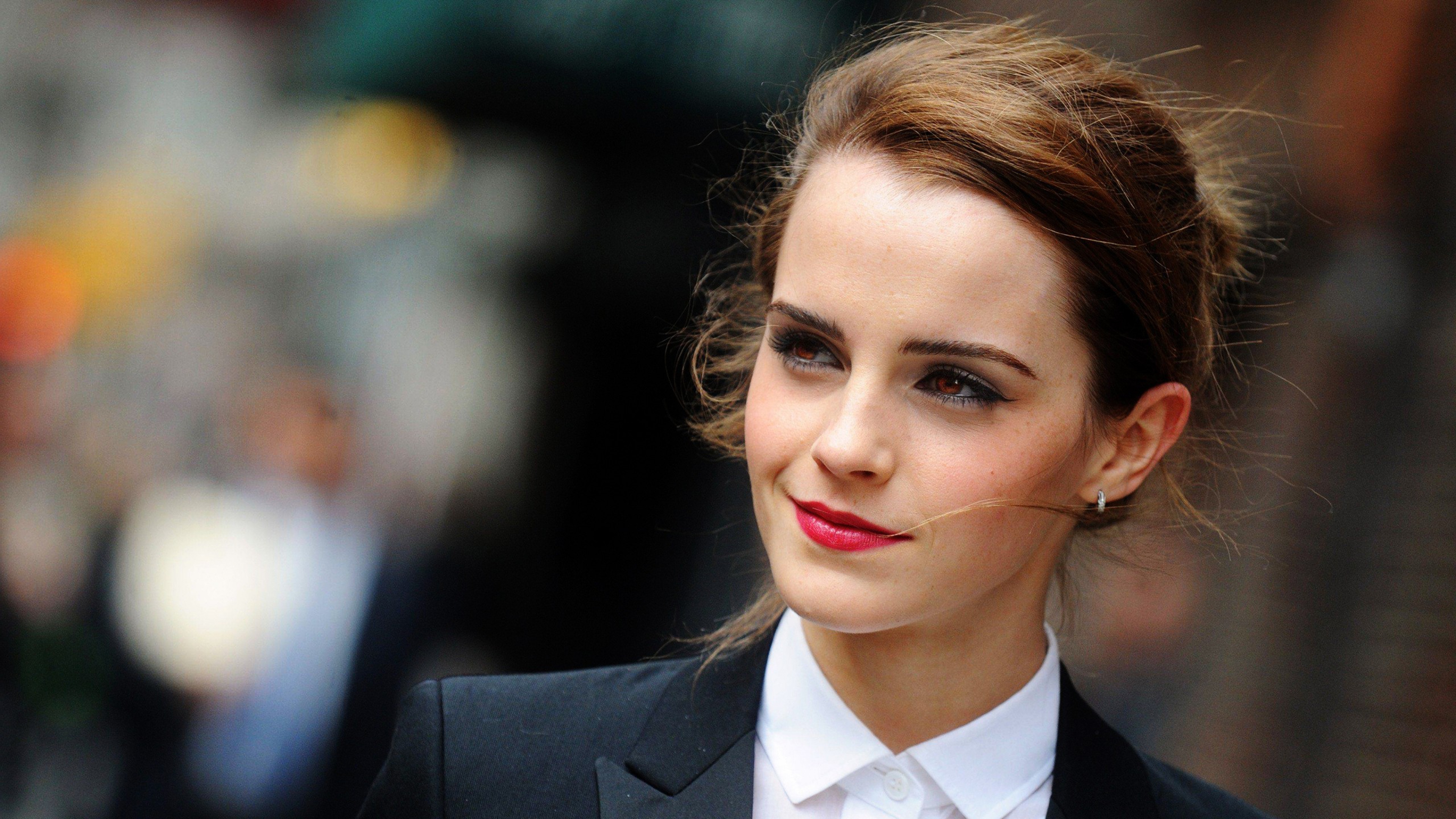 Beautiful Emma Watson Wallpapers