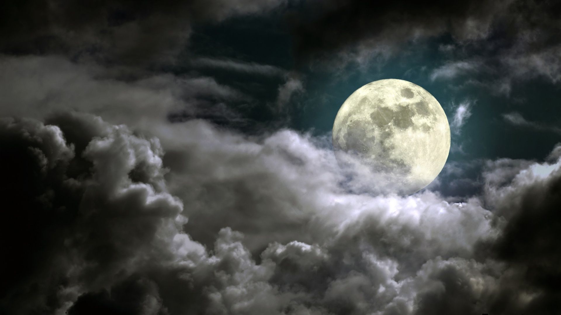 Beautiful Full Moon Wallpapers