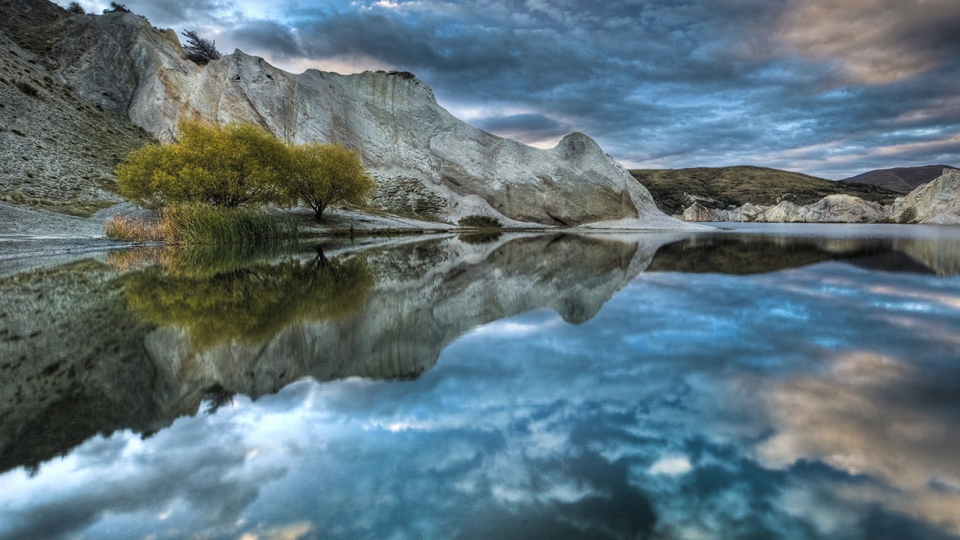 Beautiful Lake New Zealand Wallpapers