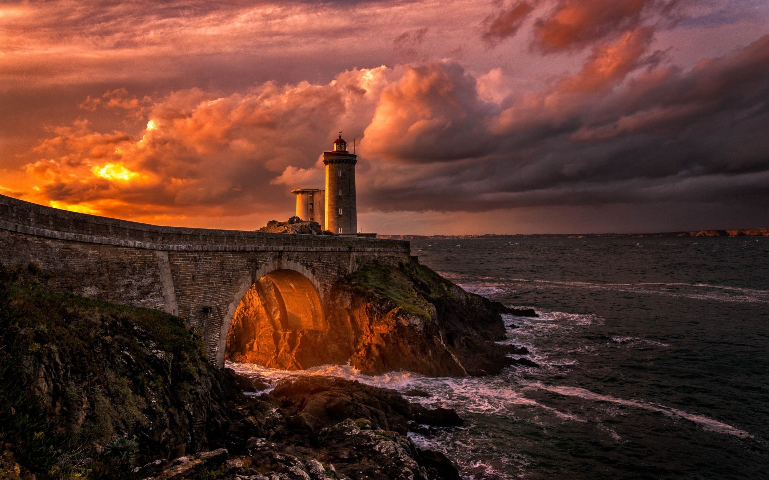 Beautiful Lighthouse With Rock Bridge Wallpapers