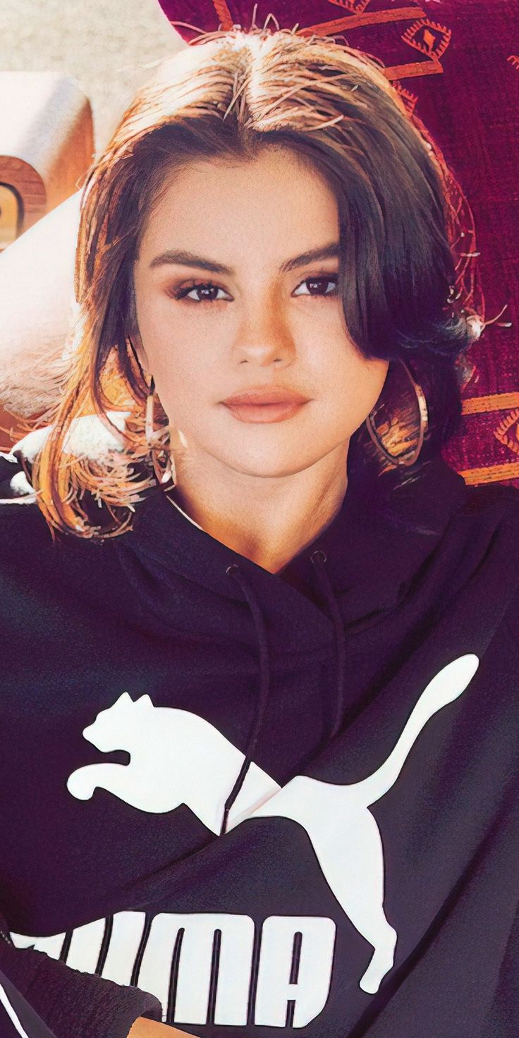 Beautiful Selena Gomez Face 2020 Wallpapers