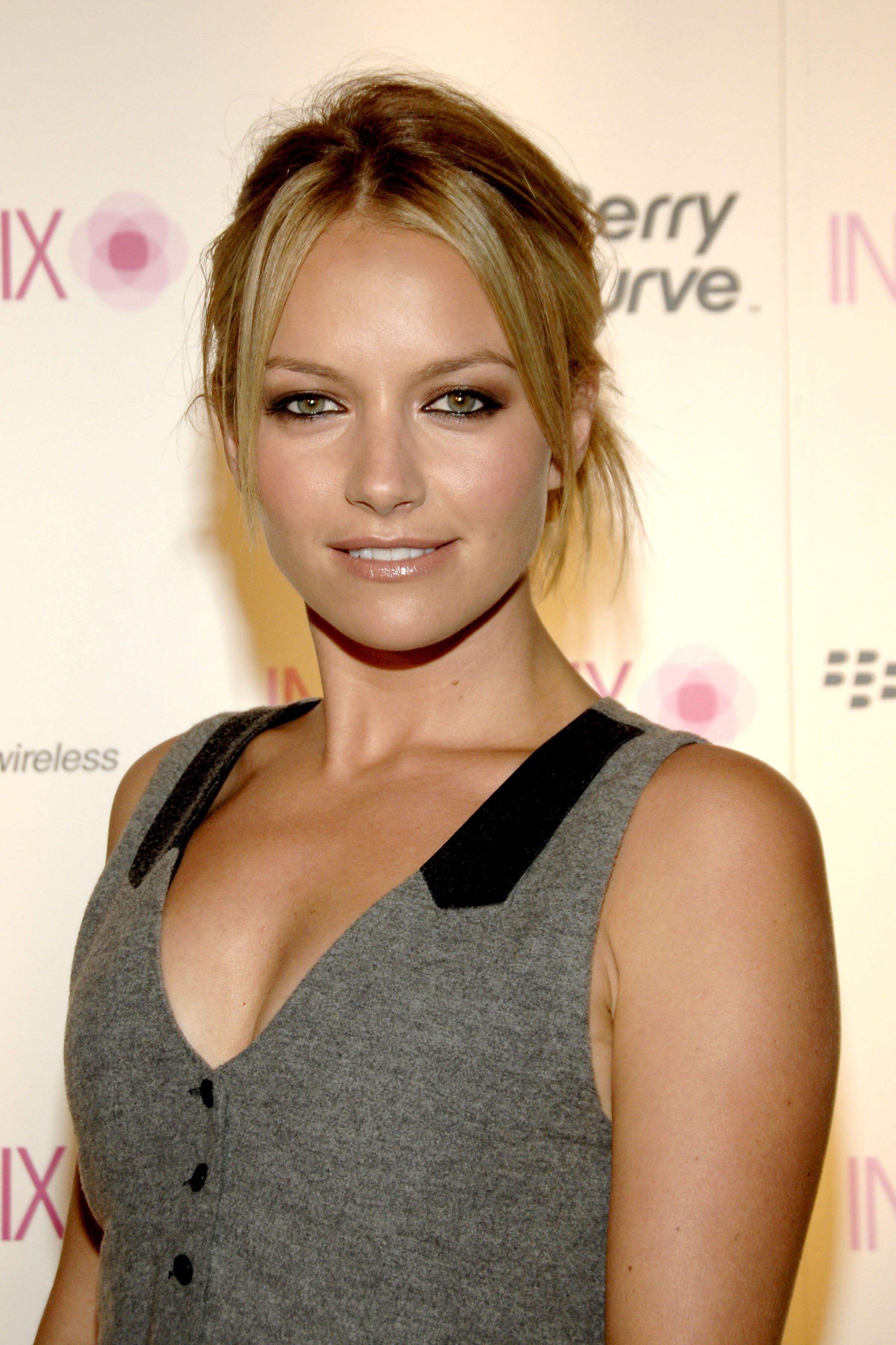 Becki Newton Wallpapers