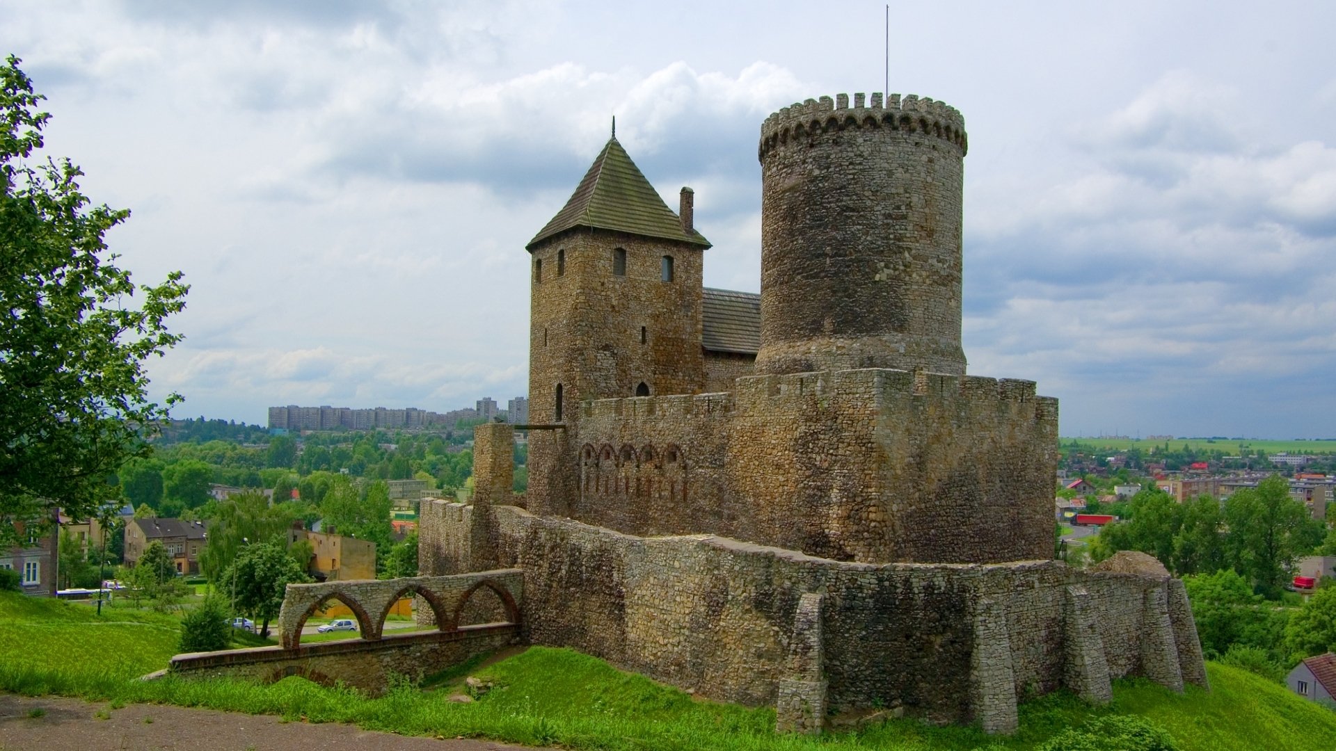 Bedzin Castle Wallpapers