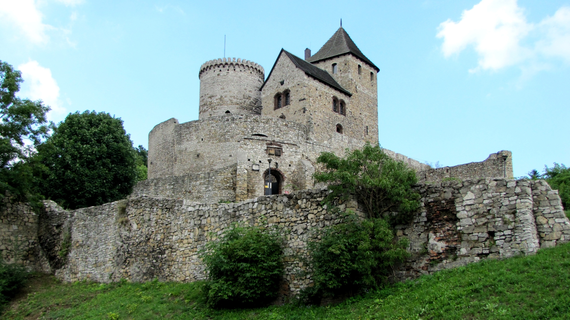 Bedzin Castle Wallpapers