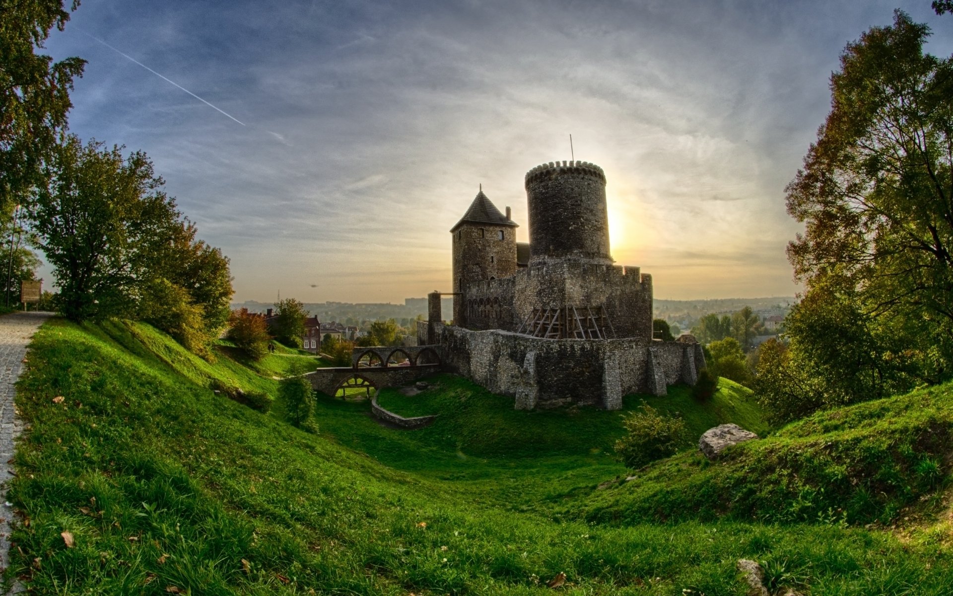 Bedzin Castle Wallpapers