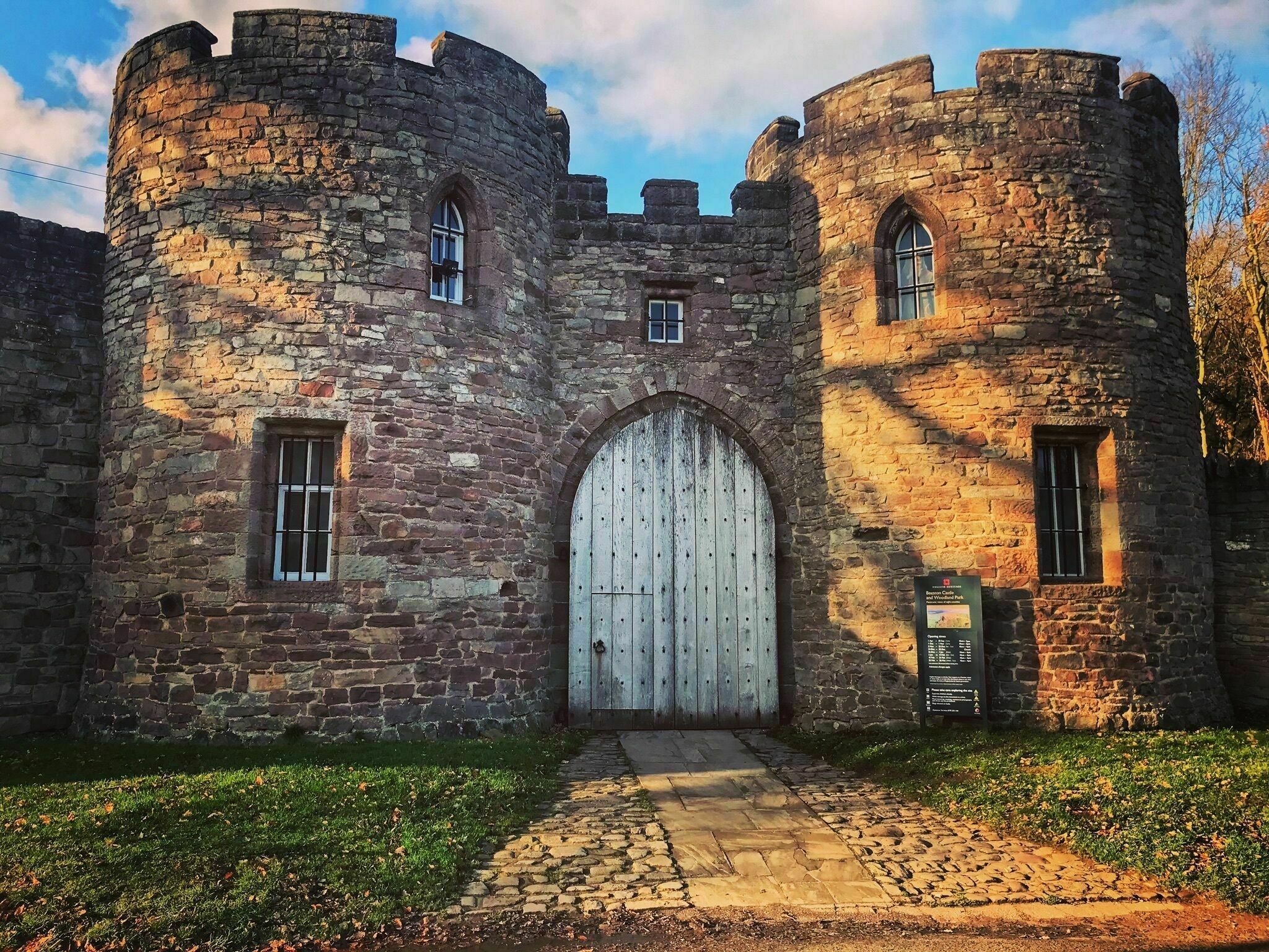 Beeston Castle Wallpapers