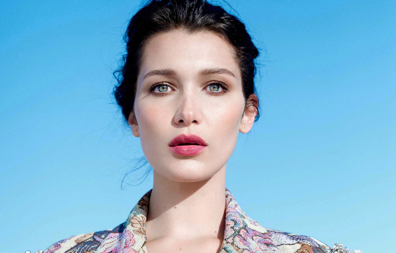 Bella Hadid Portrait Wallpapers