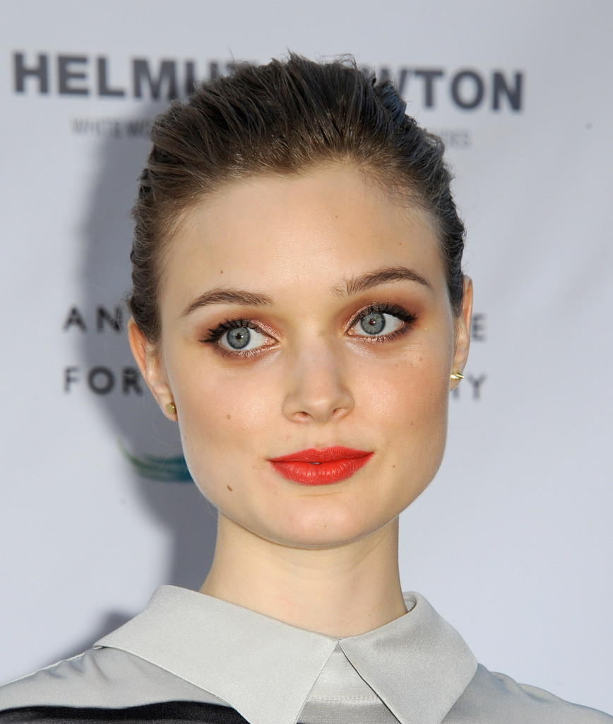 Bella Heathcote Wallpapers