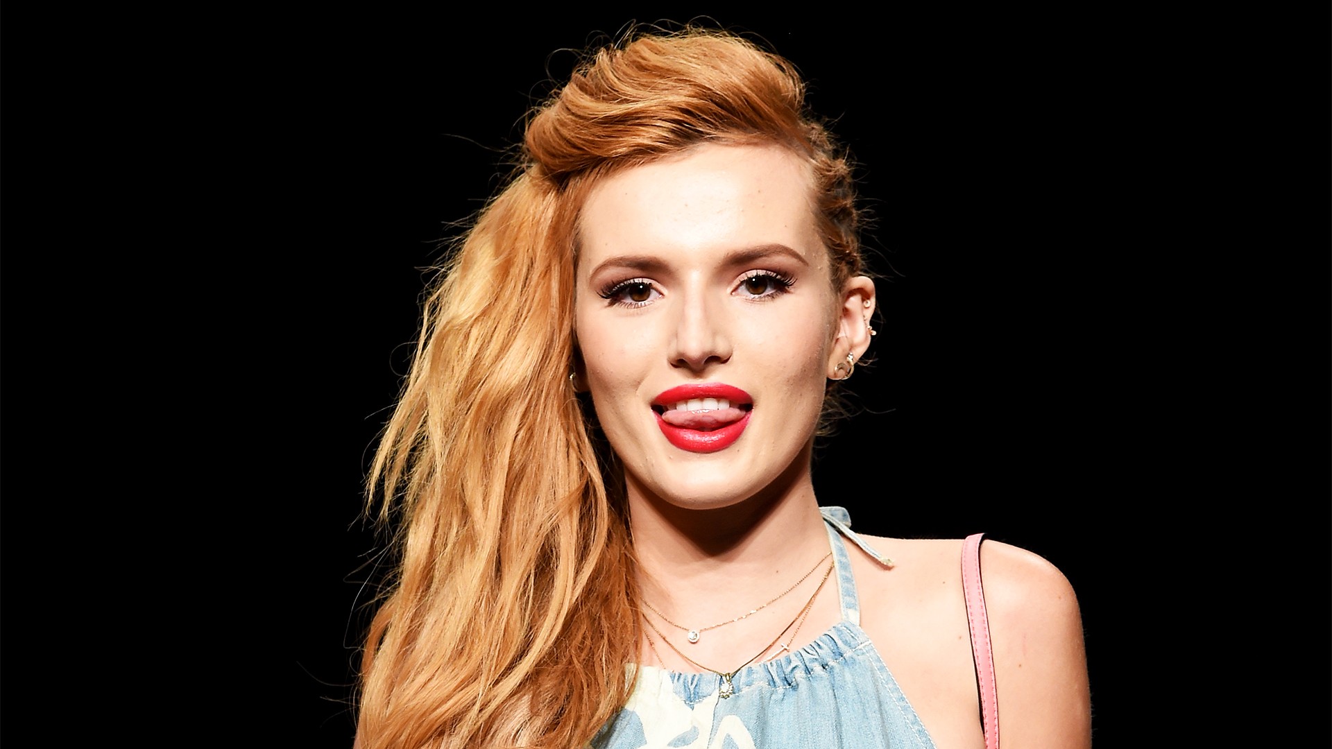 Bella Thorne 2020 Wallpapers