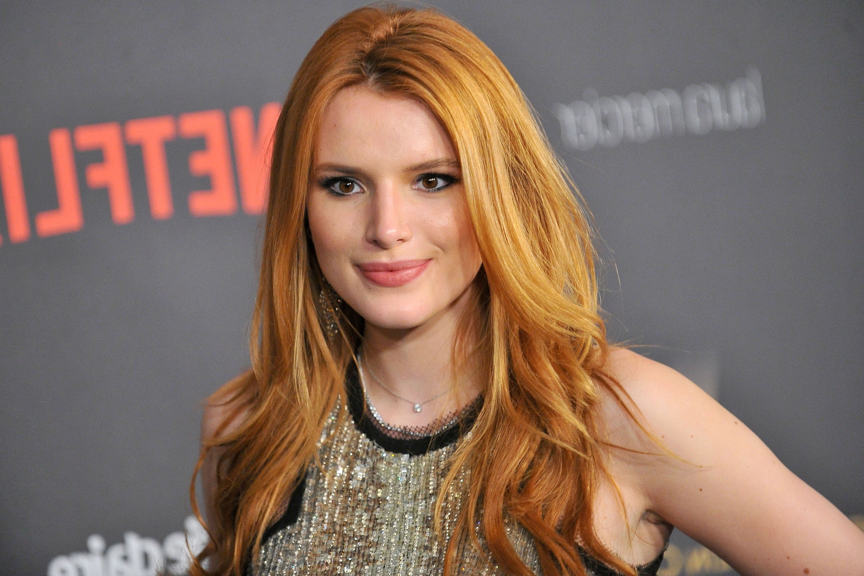 Bella Thorne 2020 Wallpapers