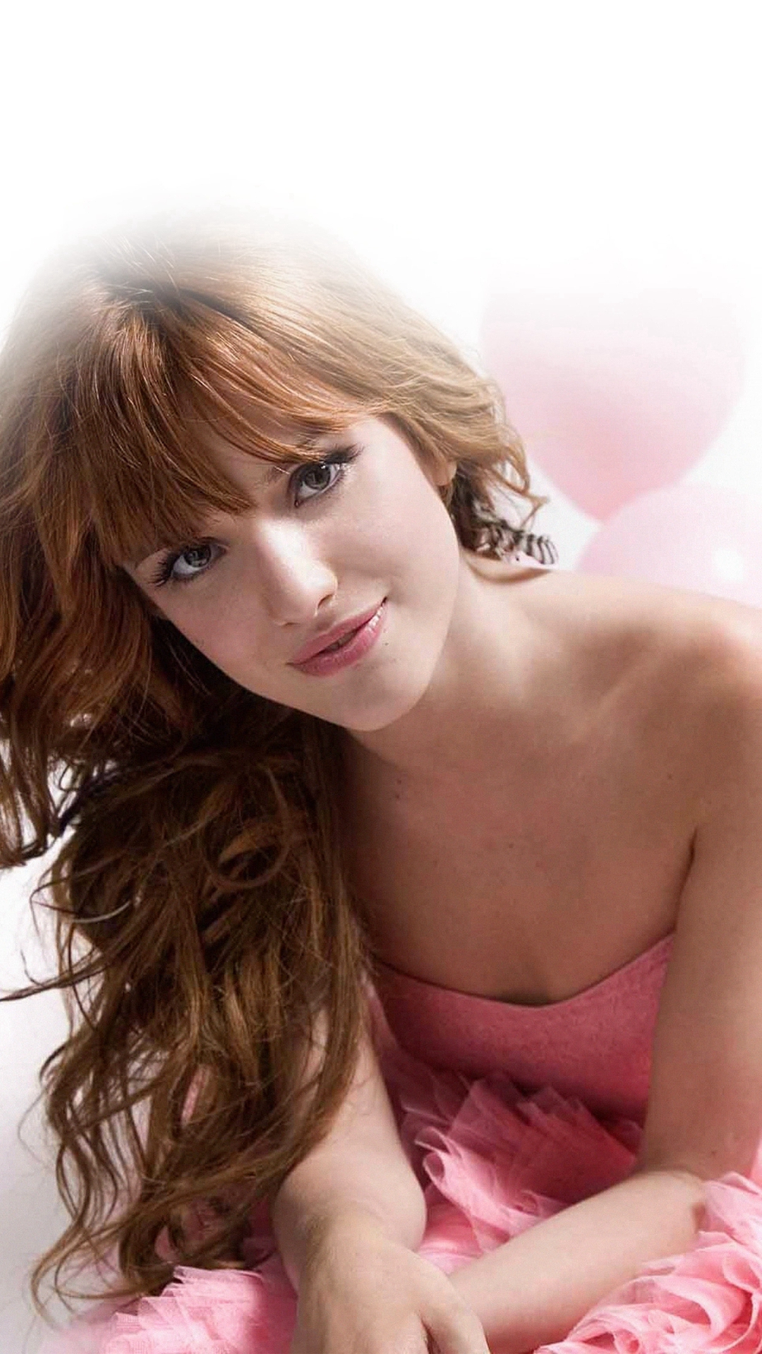 Bella Thorne 2020 Wallpapers