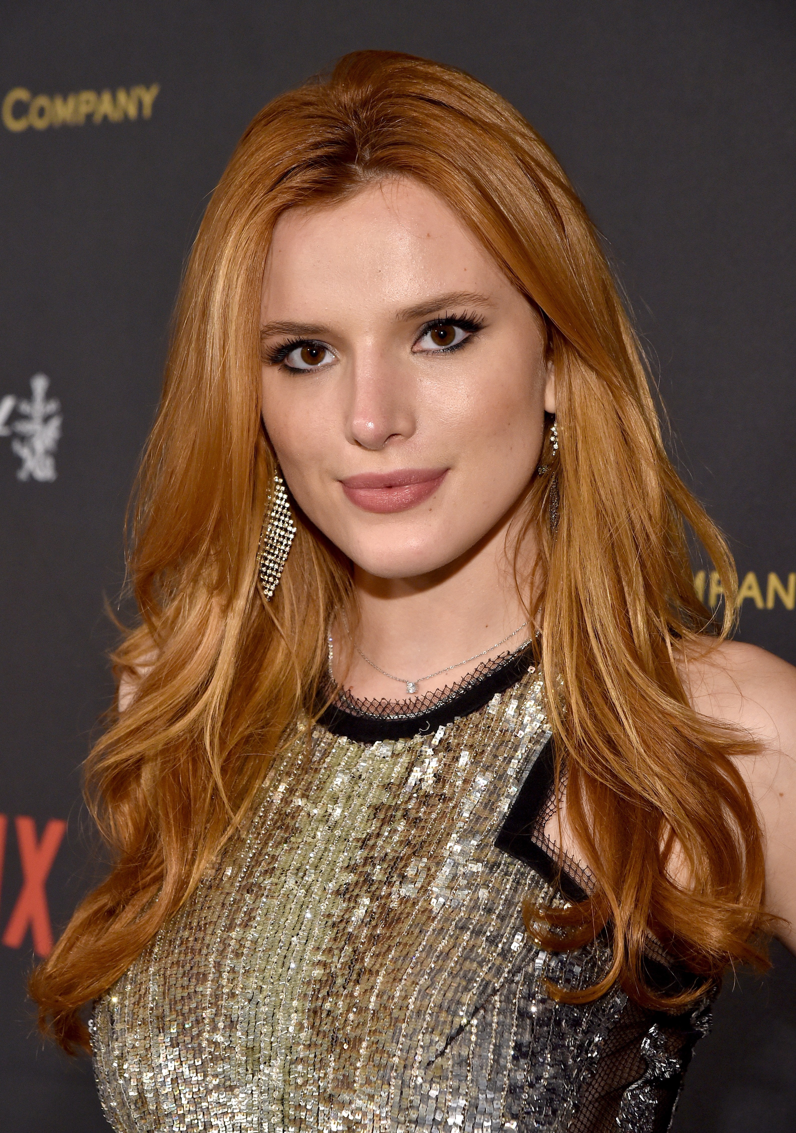 Bella Thorne Cute 2017 Wallpapers