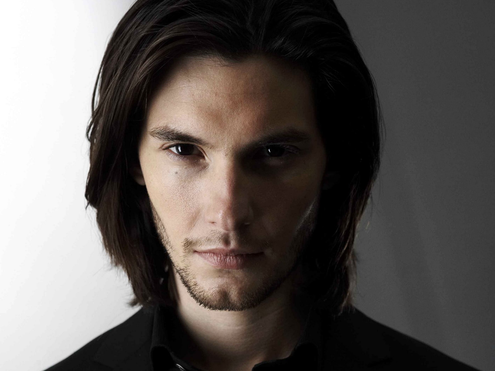 Ben Barnes Wallpapers