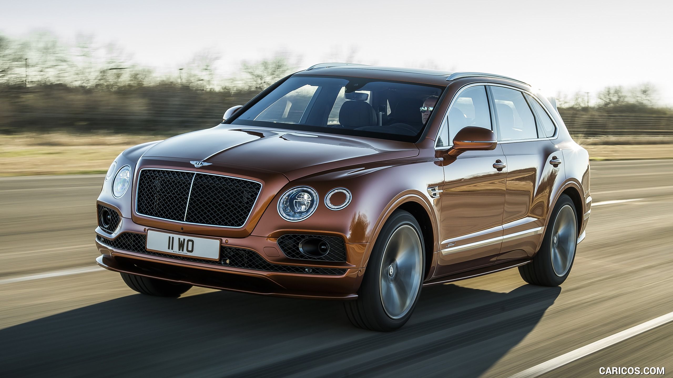 Bentley Bentayga Hybrid Wallpapers