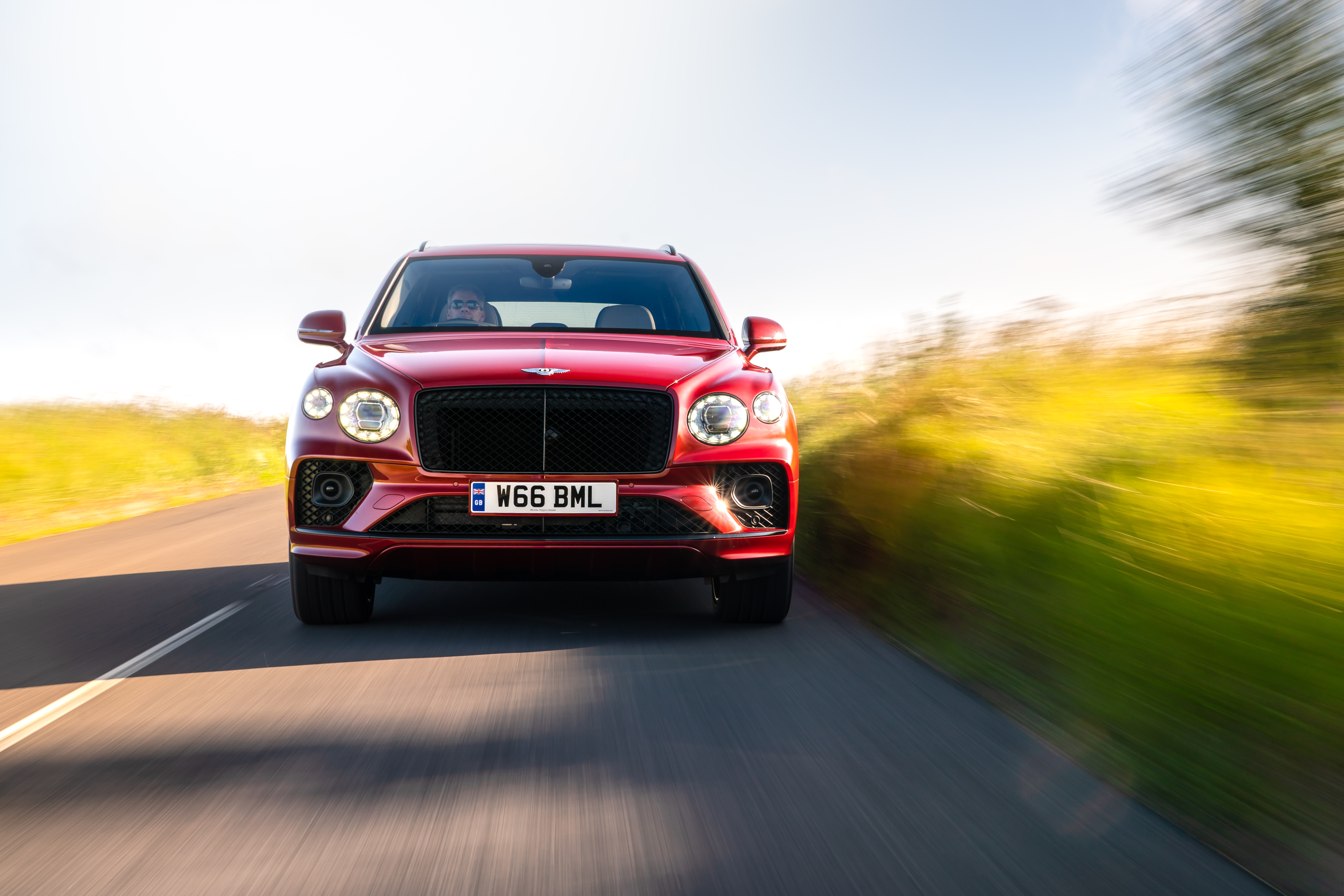 Bentley Bentayga Hybrid Wallpapers