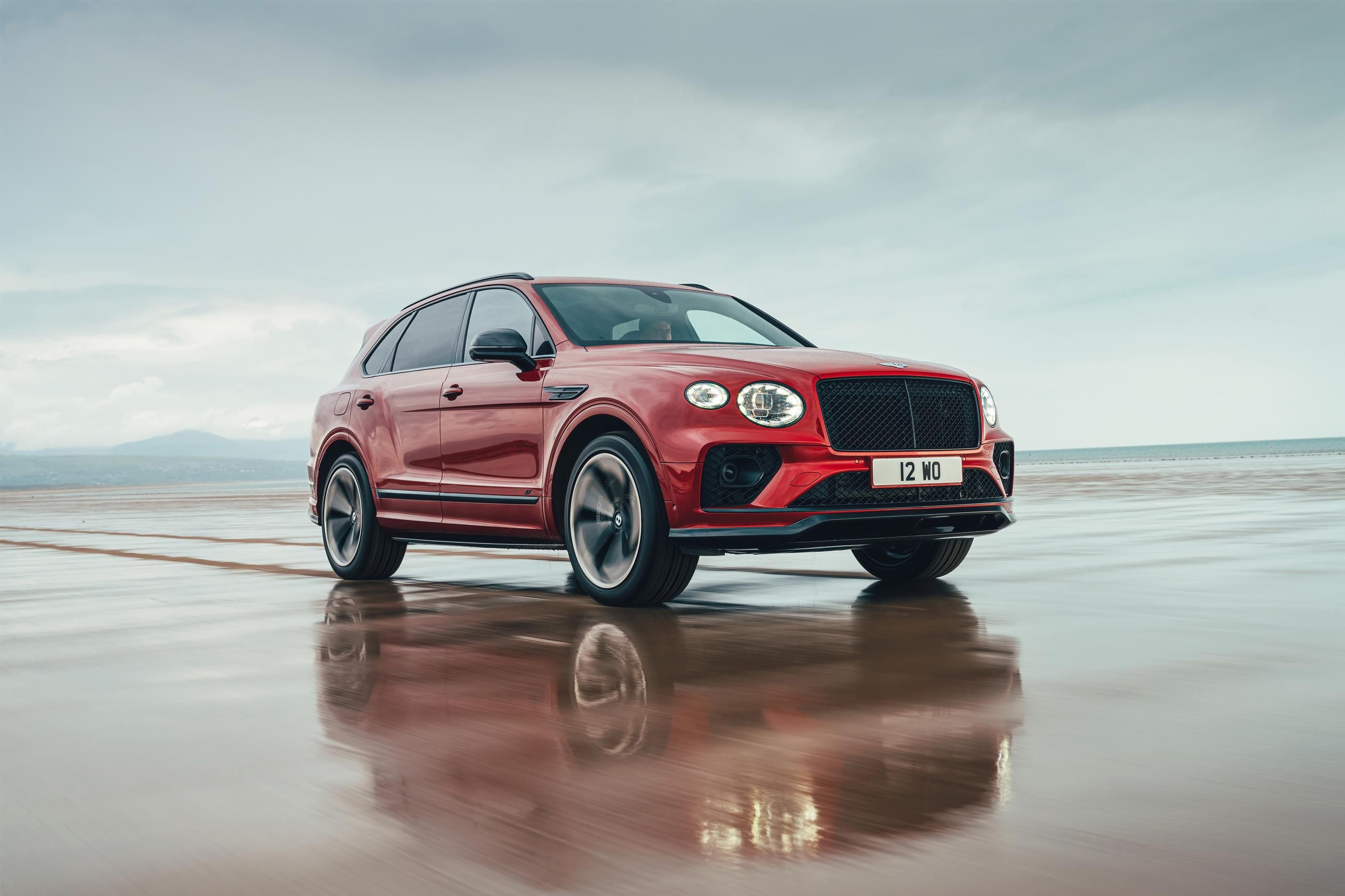 Bentley Bentayga Phev Wallpapers