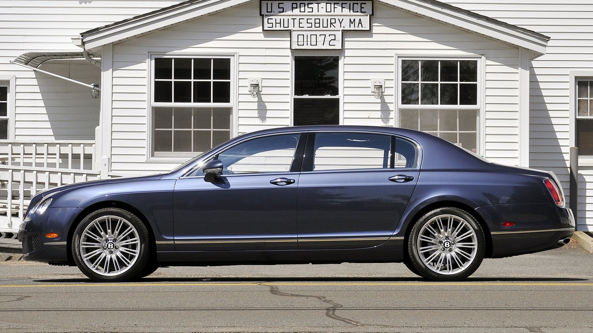 Bentley Continental Flying Spur Speed Wallpapers