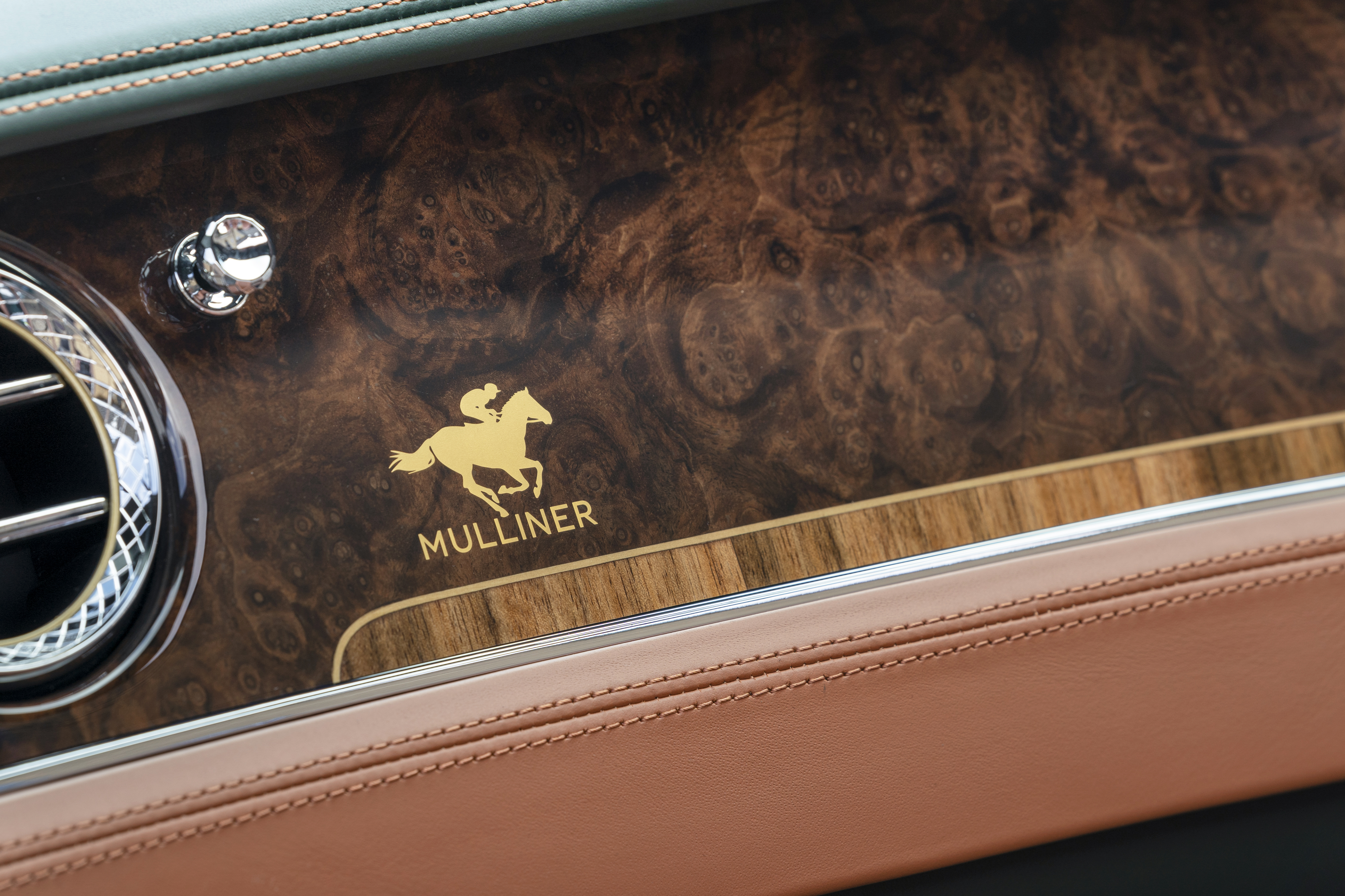 Bentley Continental Gt Convertible Equestrian Edition By Mulliner Wallpapers