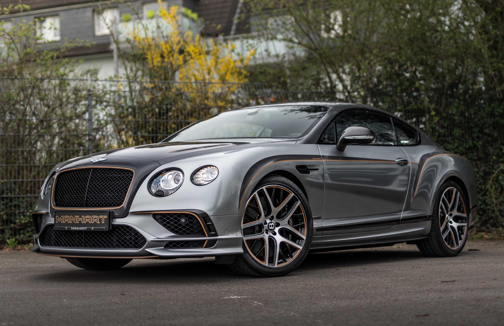 Bentley Continental Gt3-R Wallpapers