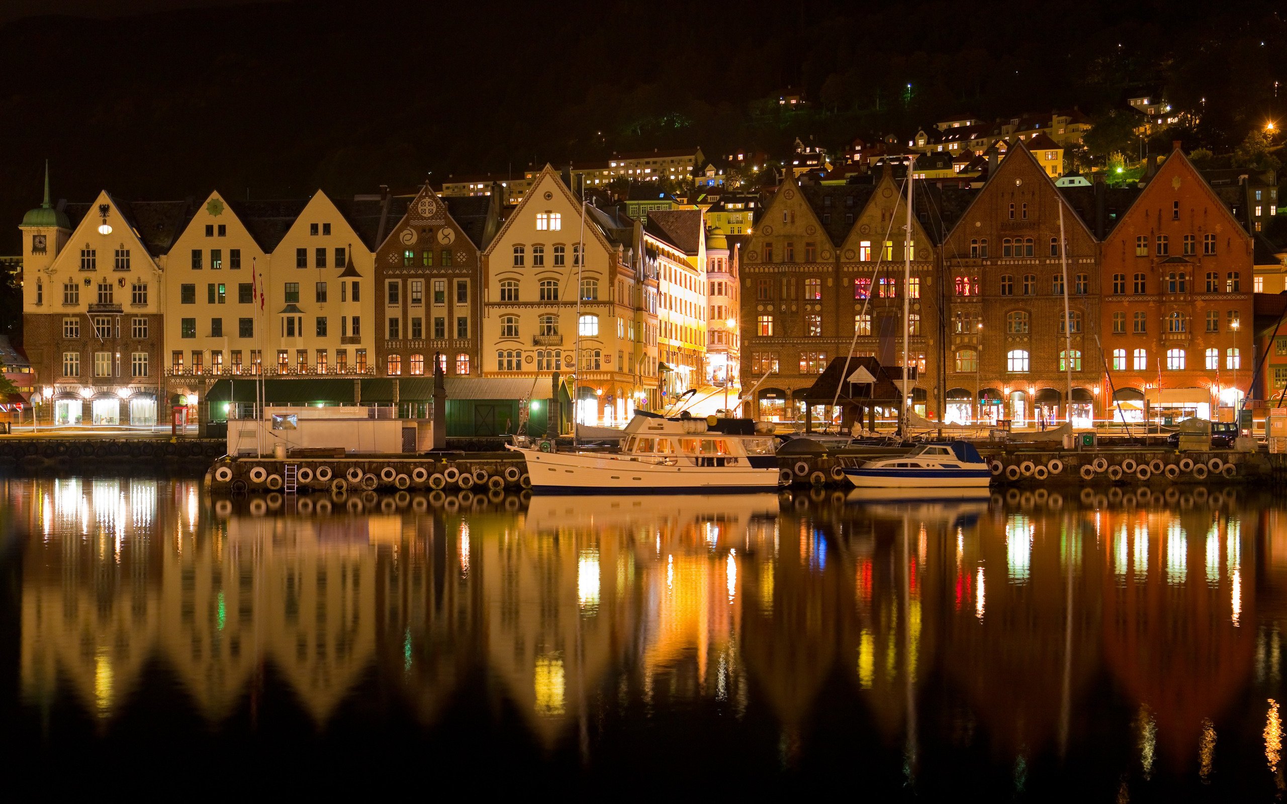 Bergen Wallpapers