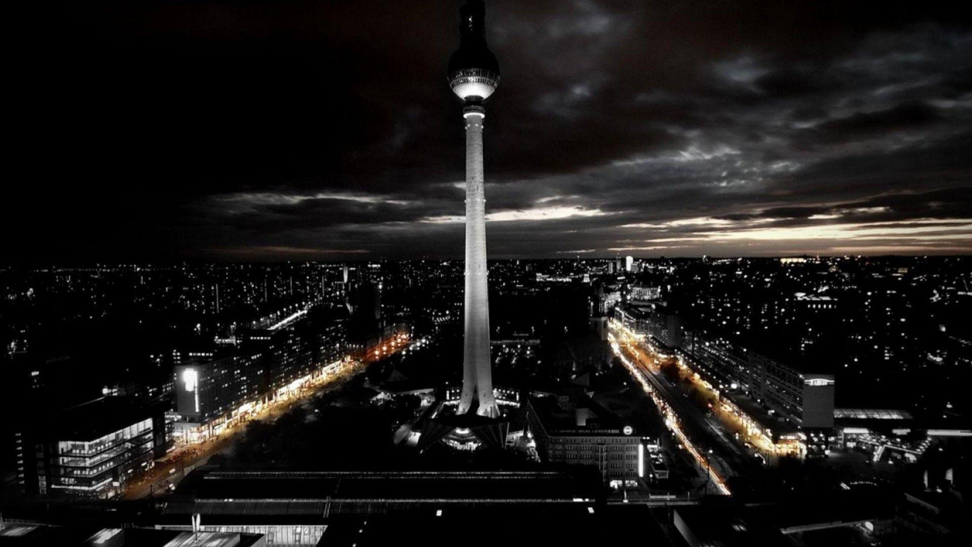 Berlin Contact Paper Wallpapers