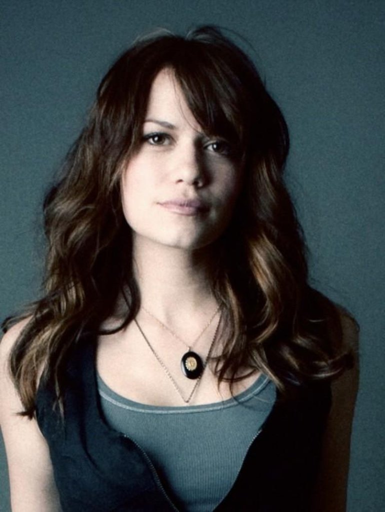 Bethany Joy Lenz Wallpapers