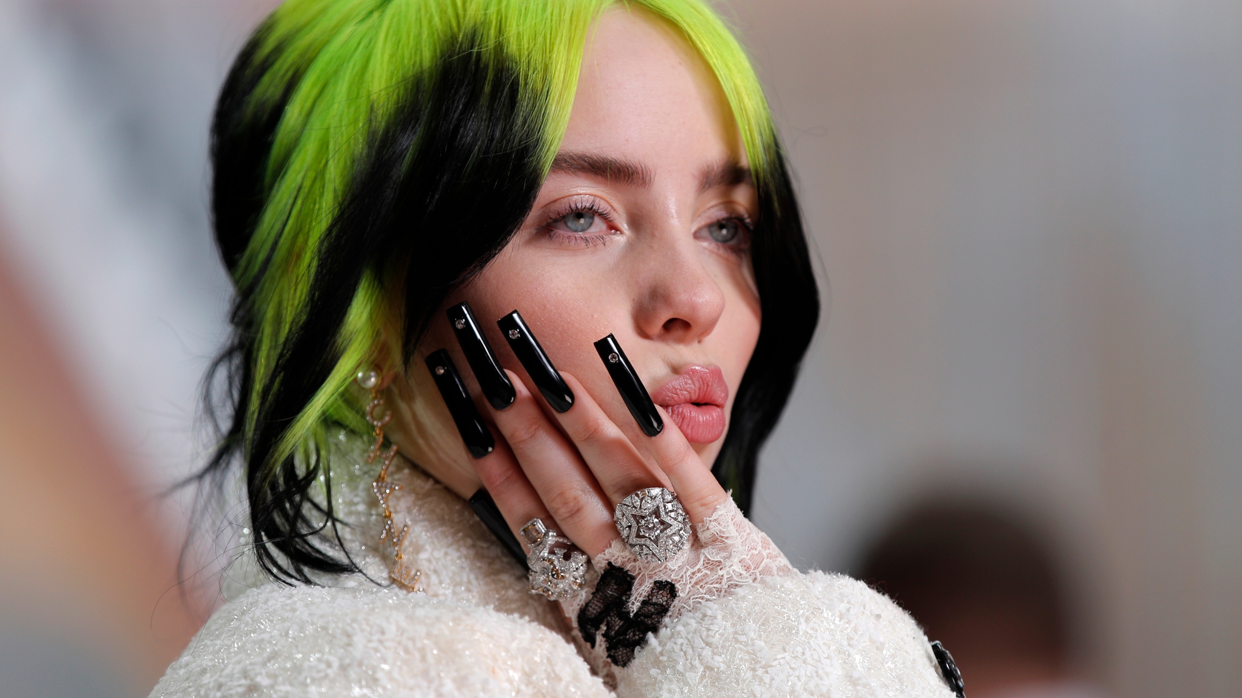 Billie Eilish Grammy 2020 Wallpapers