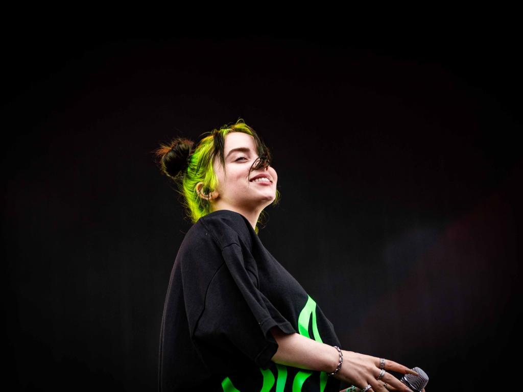 Billie Eilish Green Hair Smiling Wallpapers