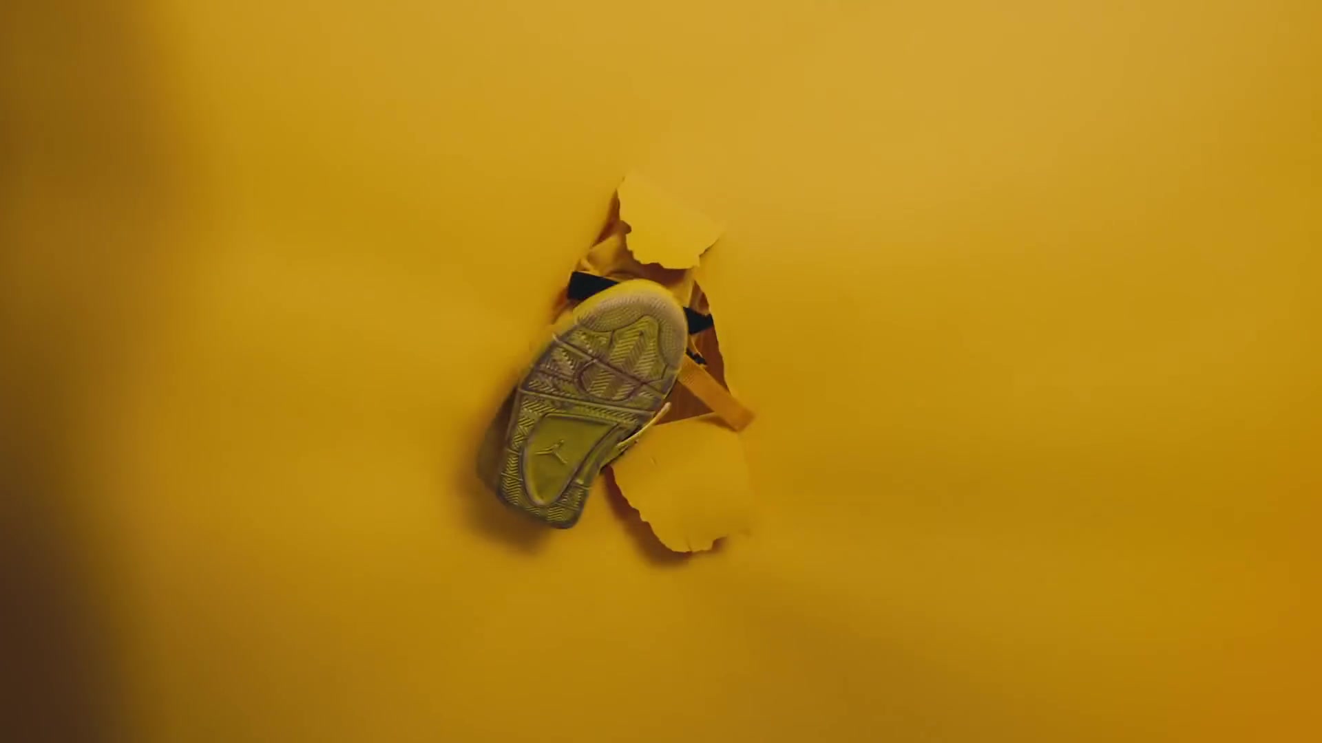 Billie Eilish In Yellow Wallpapers