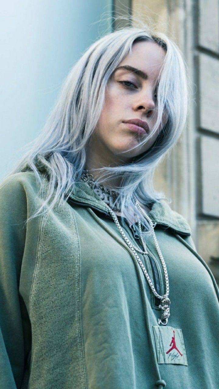 Billie Eilish Ultra HD Wallpapers