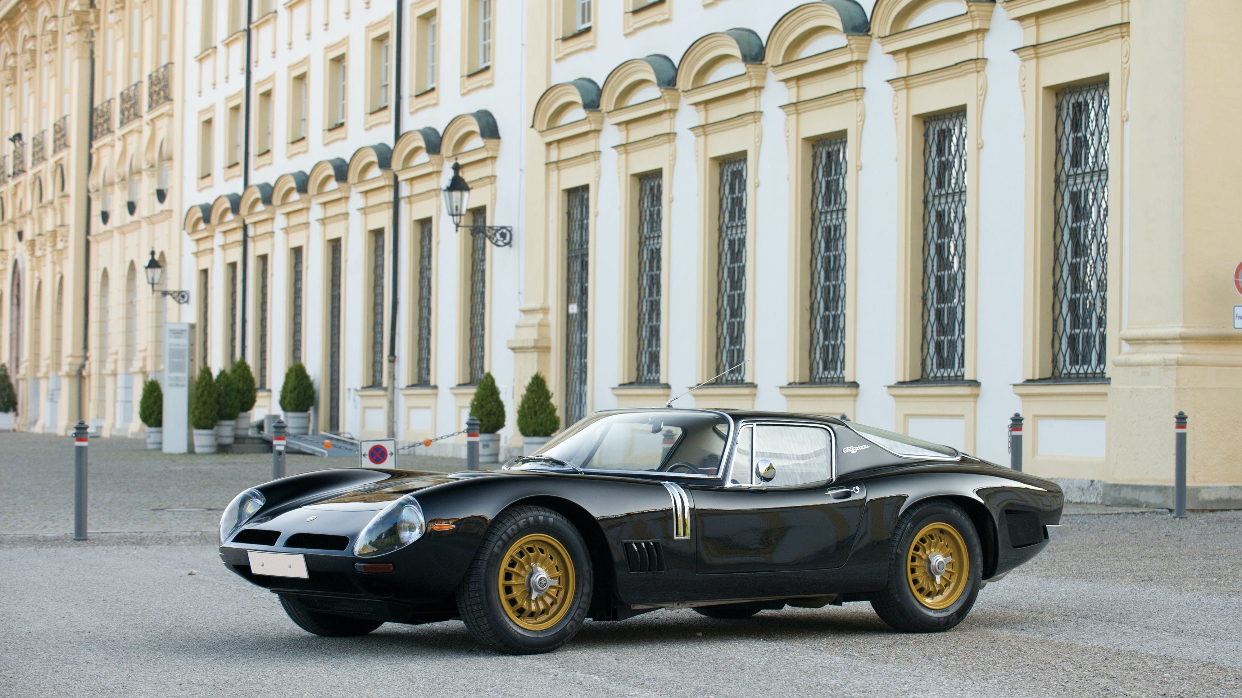 Bizzarrini 5300 Gt Strada Wallpapers