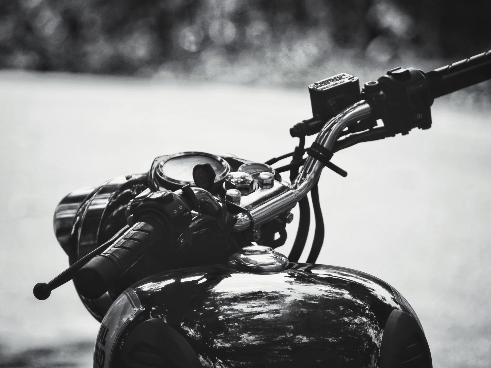 Black And White Bike Photos Wallpapers