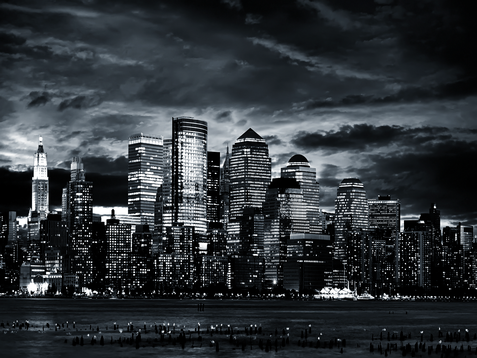 Black And White City Wallpapers