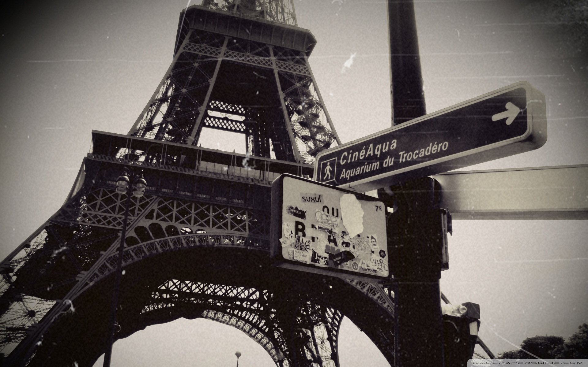 Black And White Eiffel Tower Wallpapers