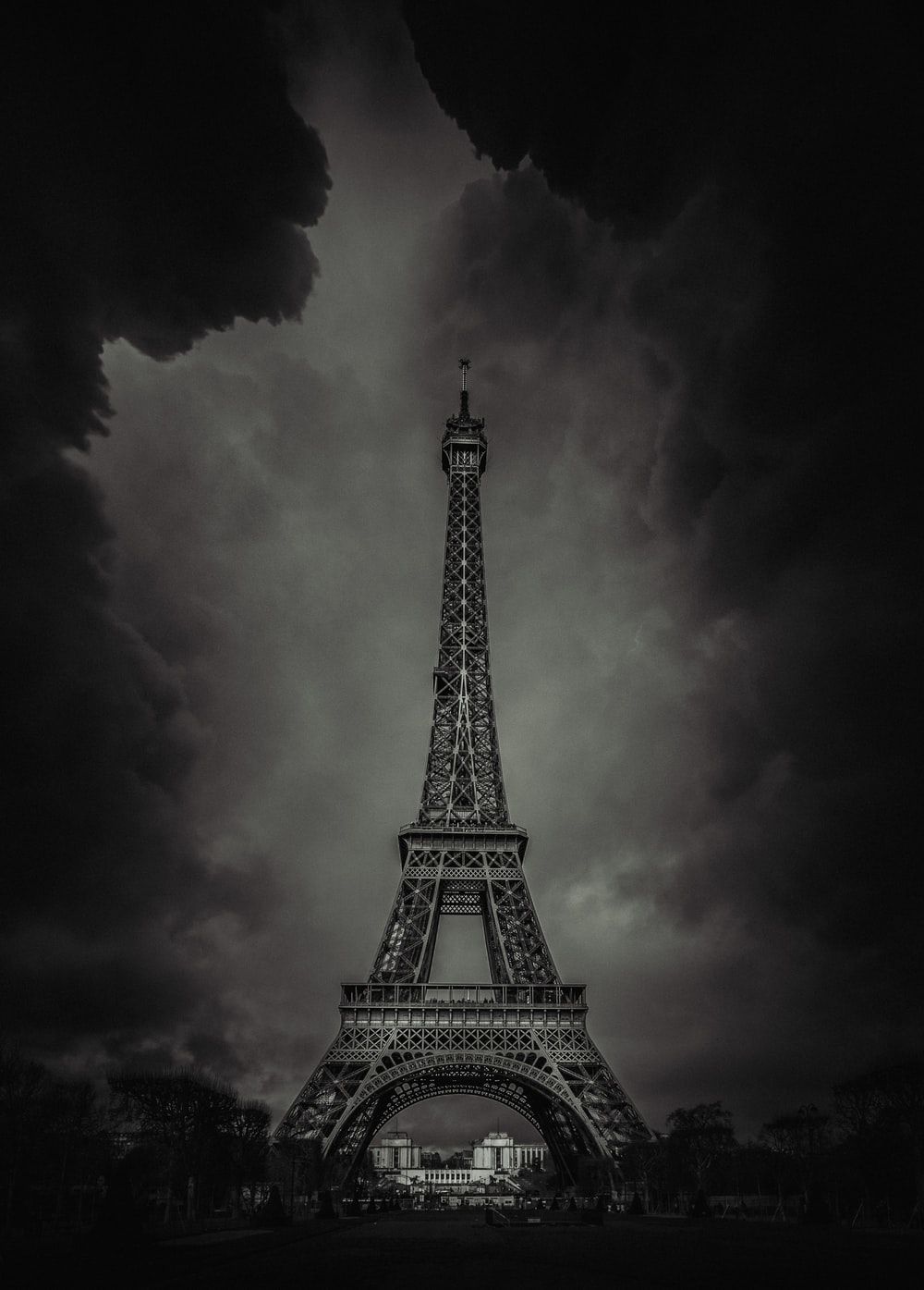 Black And White Eiffel Tower Wallpapers